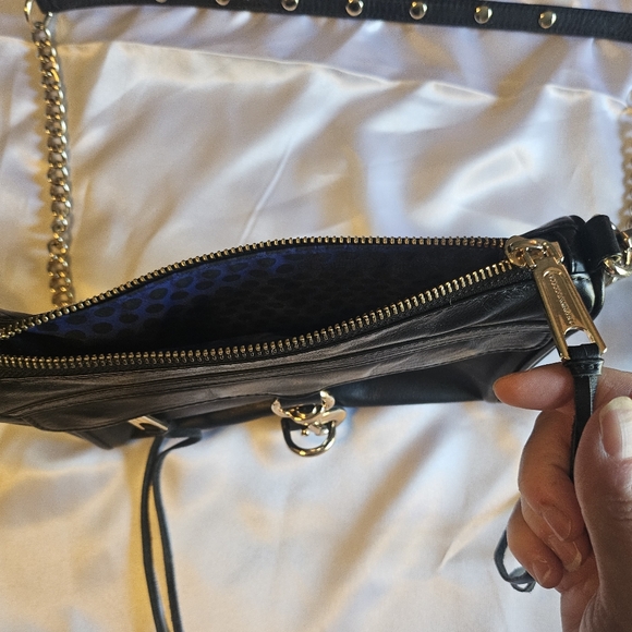 Black Leather Crossbody Bag - Picture 5 of 11